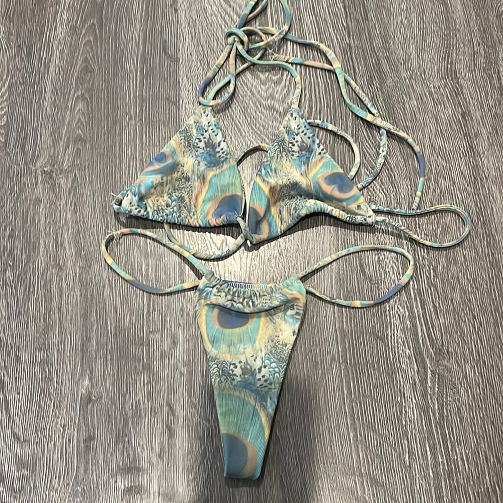 RIP’D bikini set